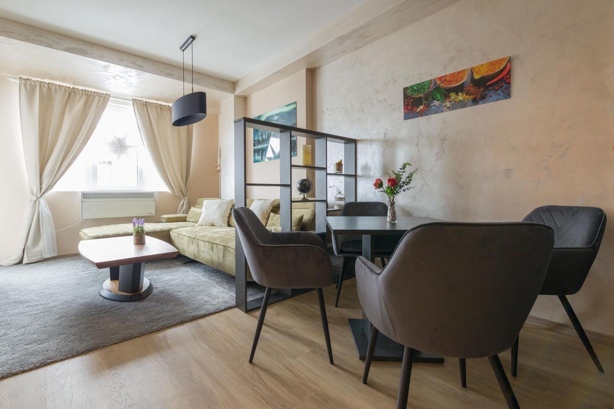 Garden Lux Apartment *