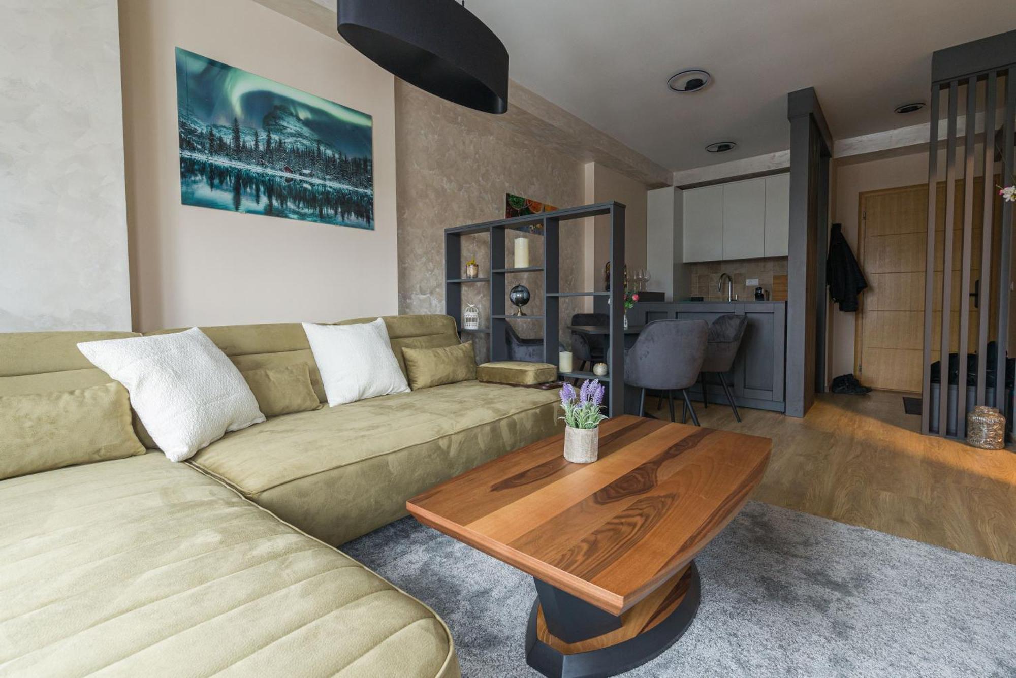 Garden Lux Apartment *